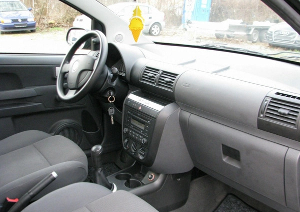 Volkswagen Fox cena 8900 przebieg: 177365, rok produkcji 2011 z Wyszków małe 596